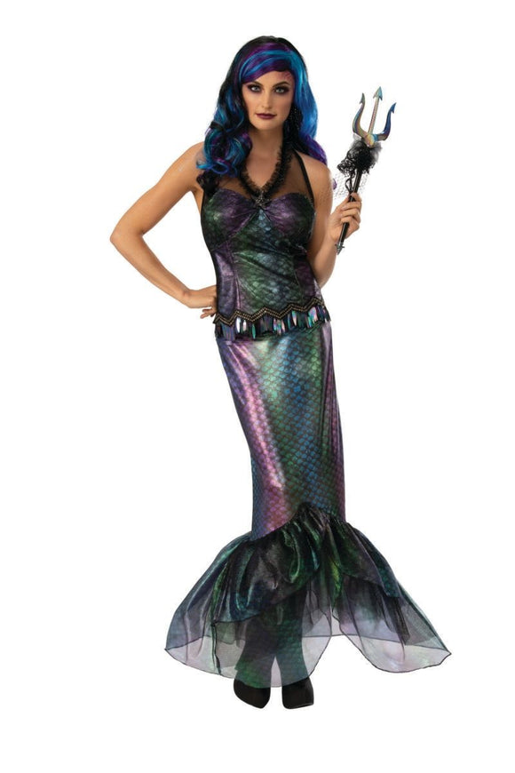 Queen of Dark Seas - Size Large